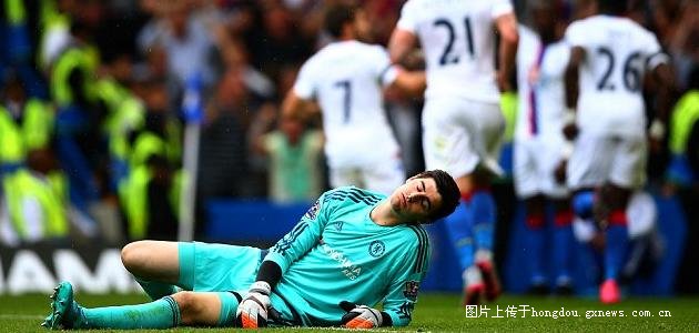 bsports必一- 那不勒斯队长因伤缺阵，卫冕之路遭遇重大打击  